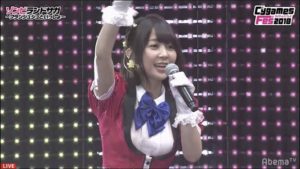 【悲報】声優の種田梨沙さん(30)、ブリブリの衣装で踊らされる…