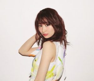 声優の戸松遥さん、一般男性との結婚をブログで発表